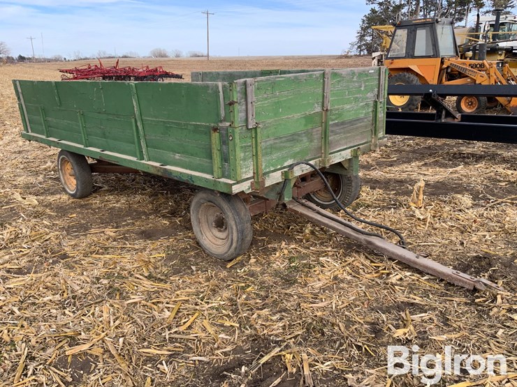 hydraulic-dump-wagon-image-3