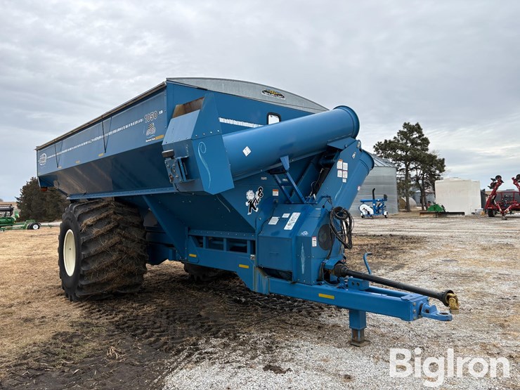 2002-kinze-1050-image-3