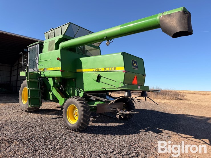 1988-john-deere-7720-titan-ii-image-7