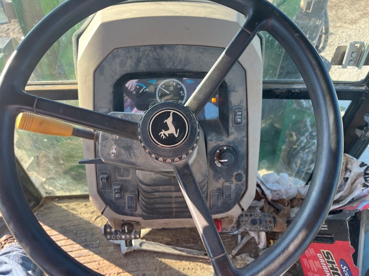 2015-john-deere-5100e-image-28