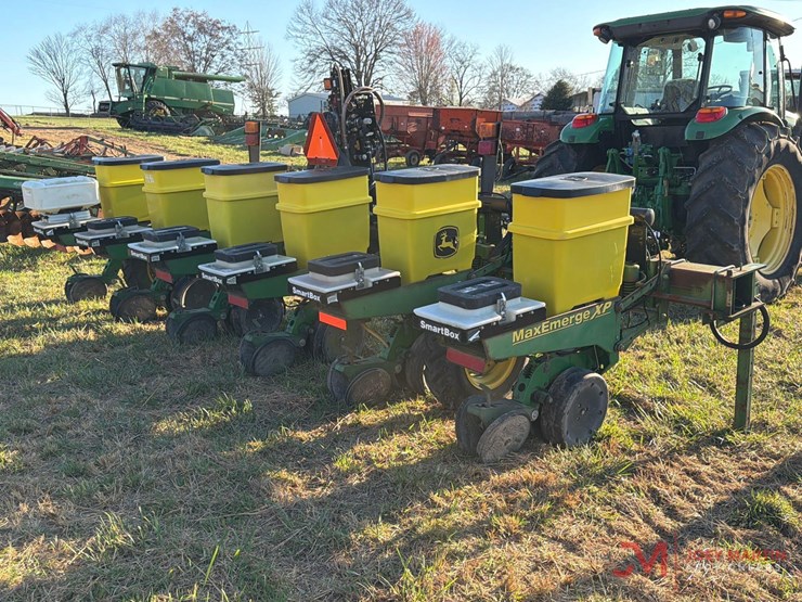 john-deere-6-image-4