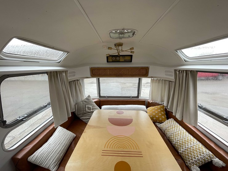 #1435-•-1978-airstream-land-yacht-31'---fully-remodeled,-road-ready-(has-wi-title)-(of)-image-86