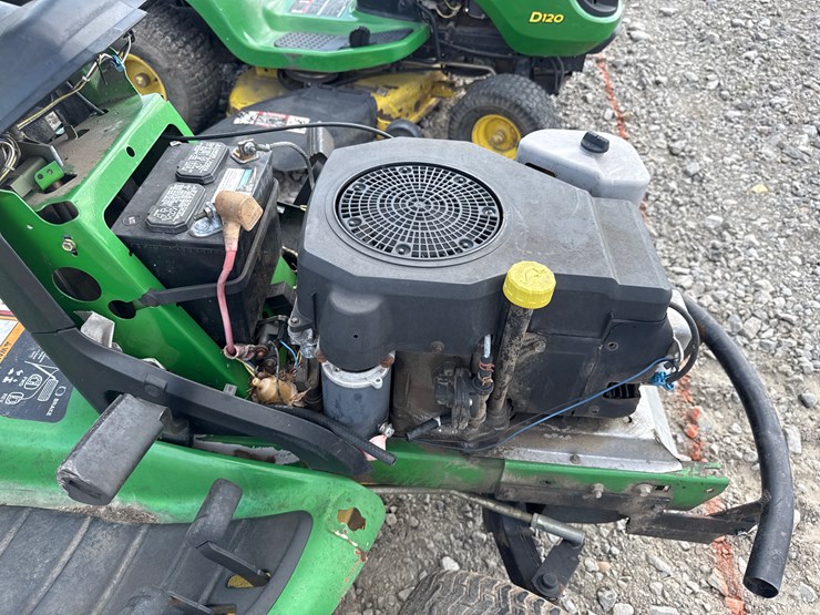 john-deere-lt160-image-11