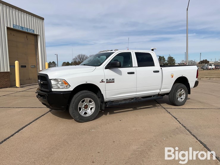 2017-dodge-2500-image-1