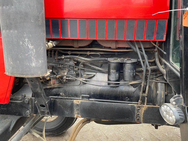 tag-#56,-1979-case-2290-tractor-image-4