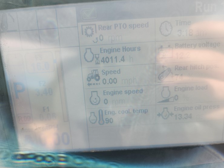 2010-new-holland-t7050-image-31