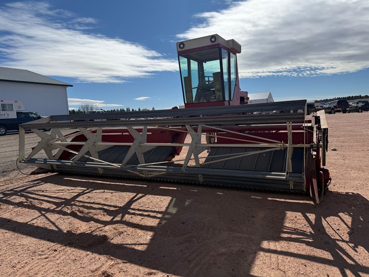 international-4000-image-4