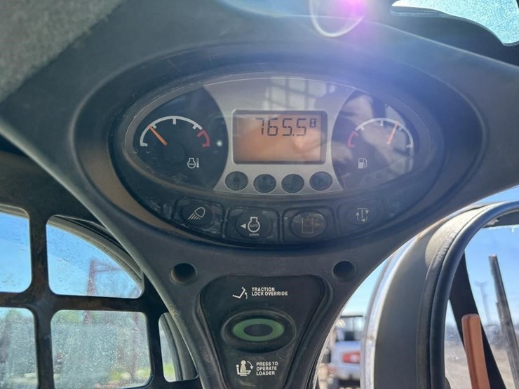 2018-bobcat-s550-image-30