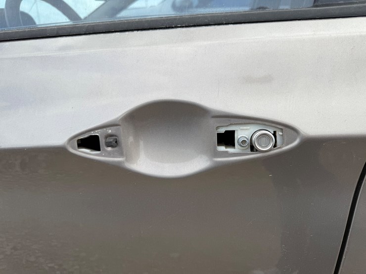 #38615-•-2013-hyundai-accent-sedan-kmhct5ae9du086575-inv#-38615-image-13