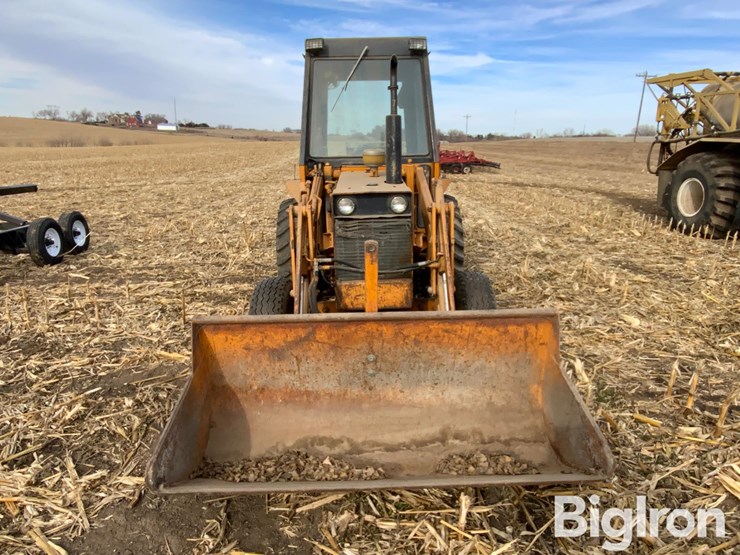 1975-case-580b-image-2