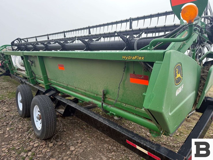 john-deere-635f-image-32