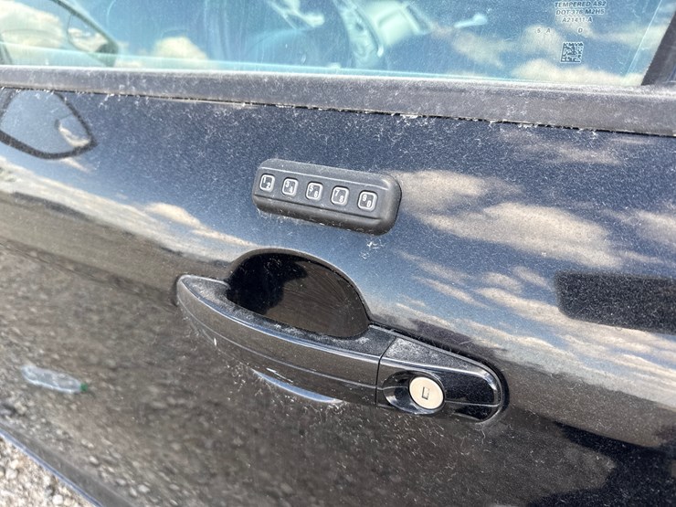 #35101-•-2016-ford-focus-hatch-back-1fadp3k28gl230543-inv#-35101-image-13