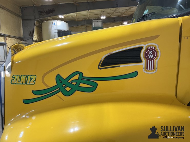 2012-kenworth-t660-image-9