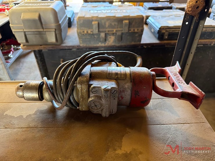 wolf-1/2"-electric-drill-image-2