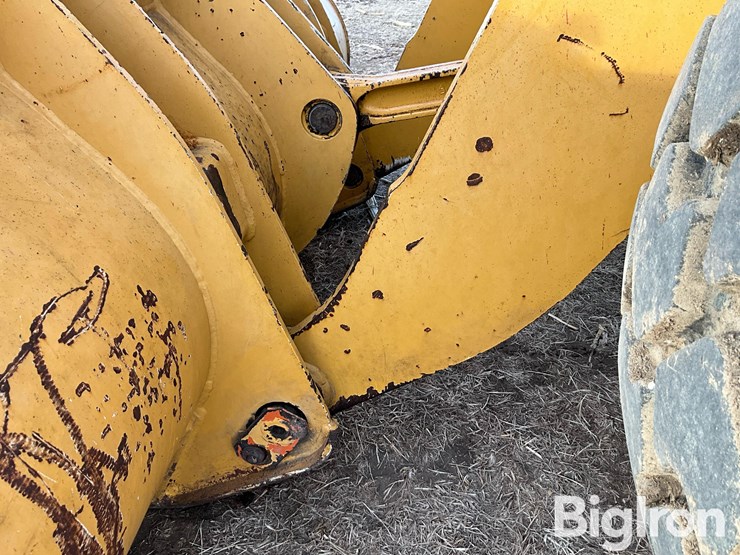 1992-deere-444e-image-14