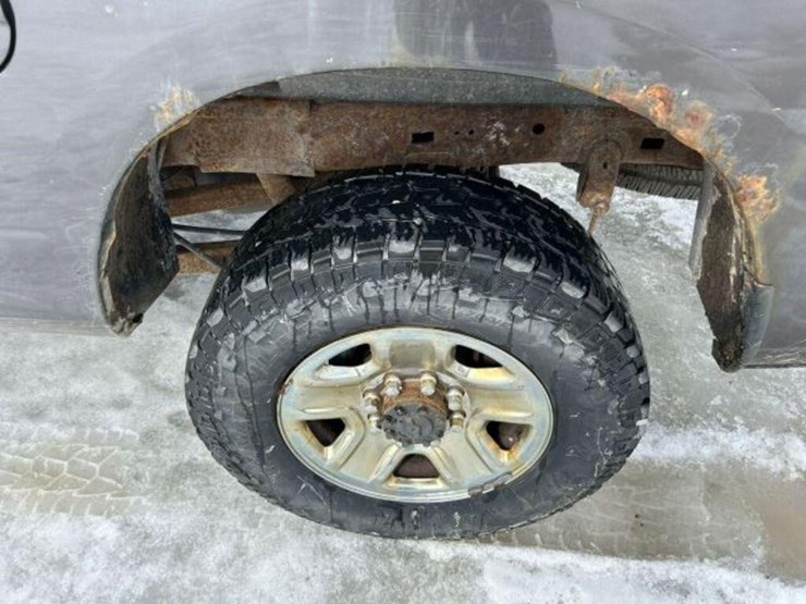 2014-ram-2500-hd-image-47