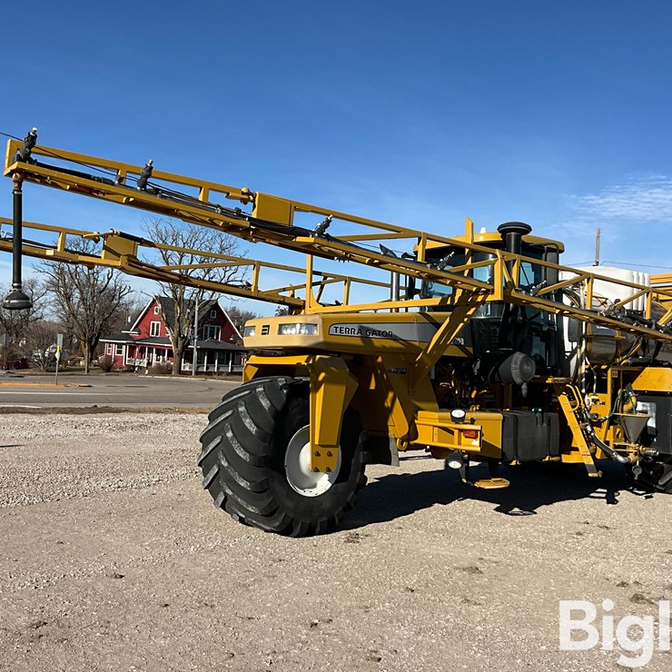 2008 AG-CHEM TERRA-GATOR 6203