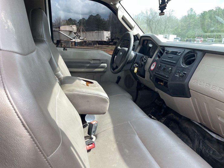 2008-ford-f250-image-18