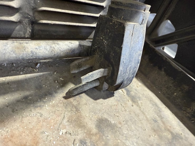 #37488-•-miller-self-feed-wire-welder-inv#-37488-image-18