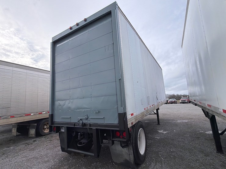 strick-pup-trailer-image-3