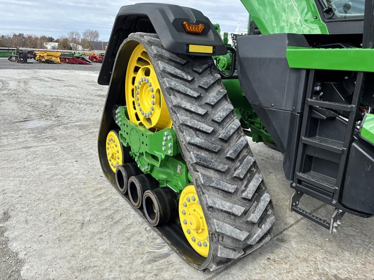 2024-john-deere-8rx-410-image-55