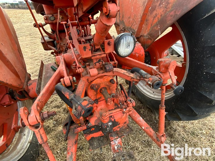 1940-case-dc-2wd-tractor-image-10