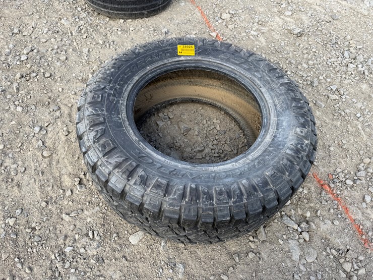 #34924-•-12.50/r20-tire-inv#-34924-image-4