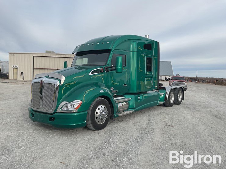 2019-kenworth-t680-image-1