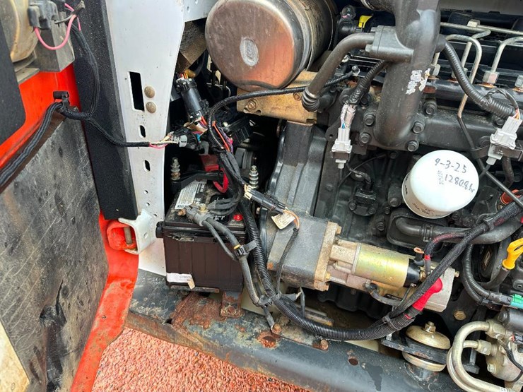 2015-bobcat-t590-image-36