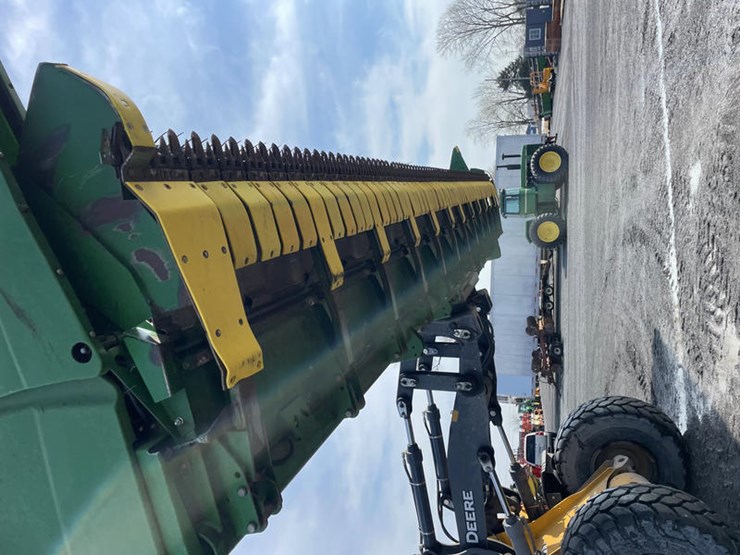 2009-john-deere-630f-image-22