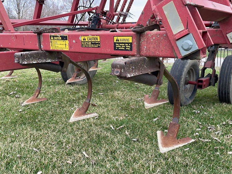 case-ih-4600-image-3