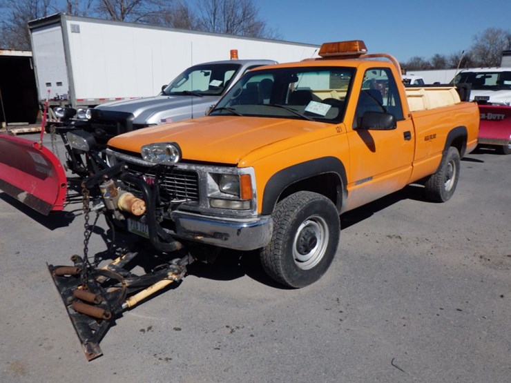 1999-gmc-k2500-image-1