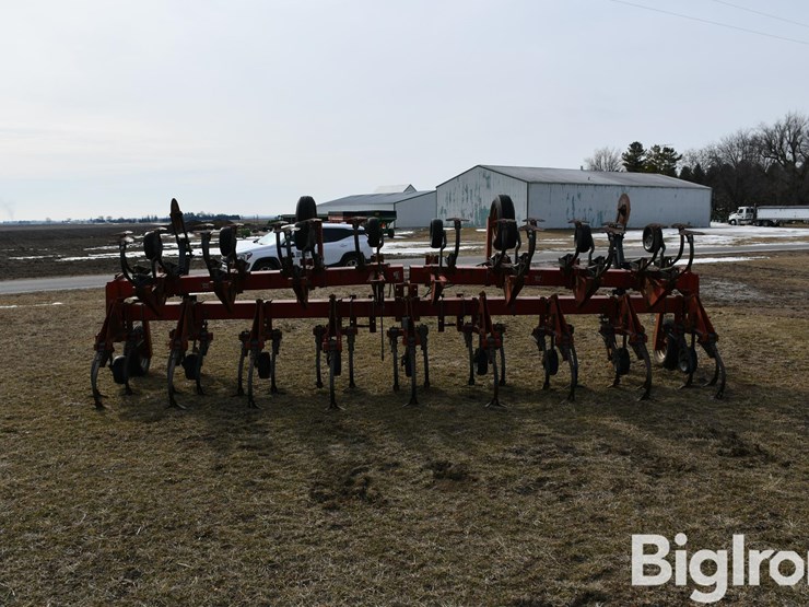 case-ih-183-image-6