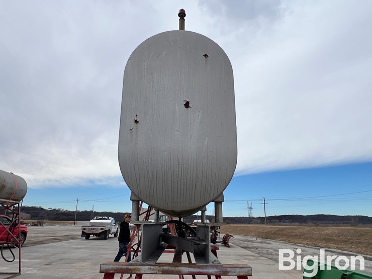 free-standing-200-gallon-kerosene-tank-image-10