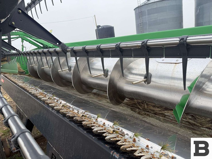 john-deere-635f-image-24