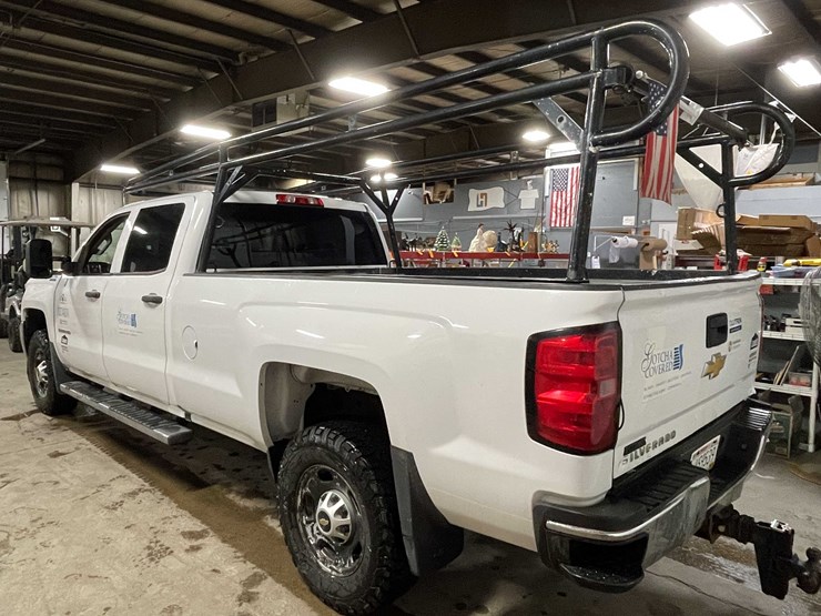 2015-chevrolet-silverado-2500hd-image-6