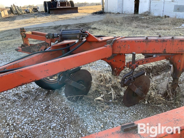 case-8-bottom-plow-image-14