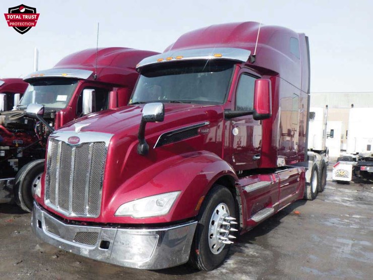 2023-peterbilt-579-image-1