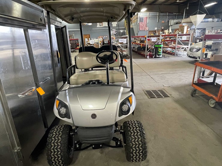 #1443-•-yamaha-golf-cart-(d)-image-3