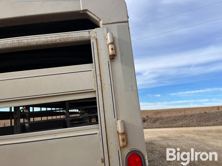 2006-titan-trailer-image-17