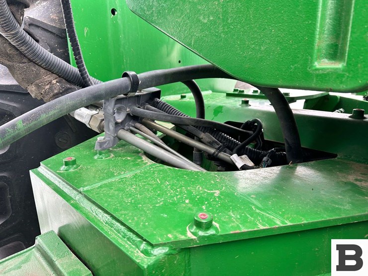 2011-john-deere-9530-image-79