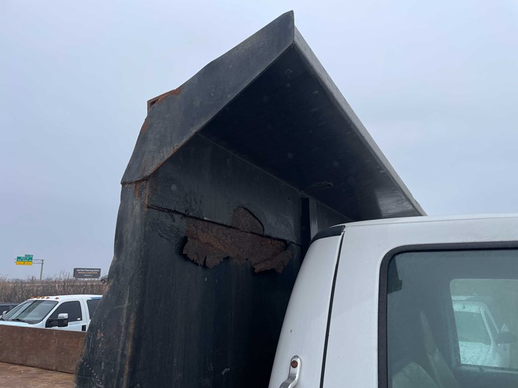 2006-ford-f650-xl-image-23