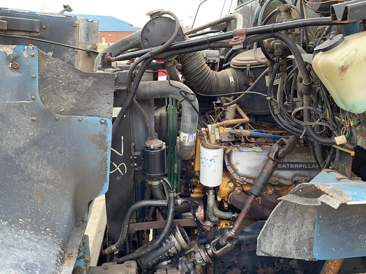 tag-#68,-1986-chevrolet-kodiak-grain-truck-image-25