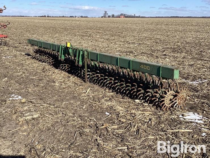 1990-john-deere-400-image-1