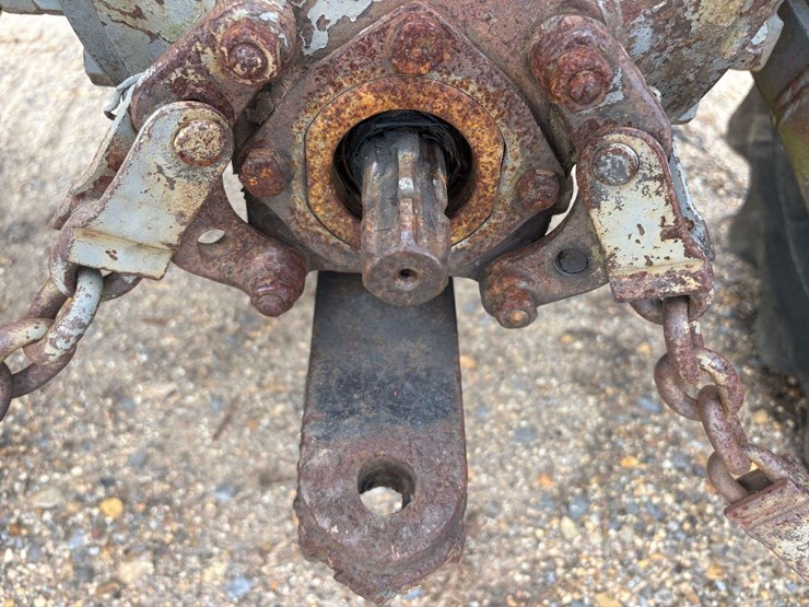 massey-ferguson-35-image-18