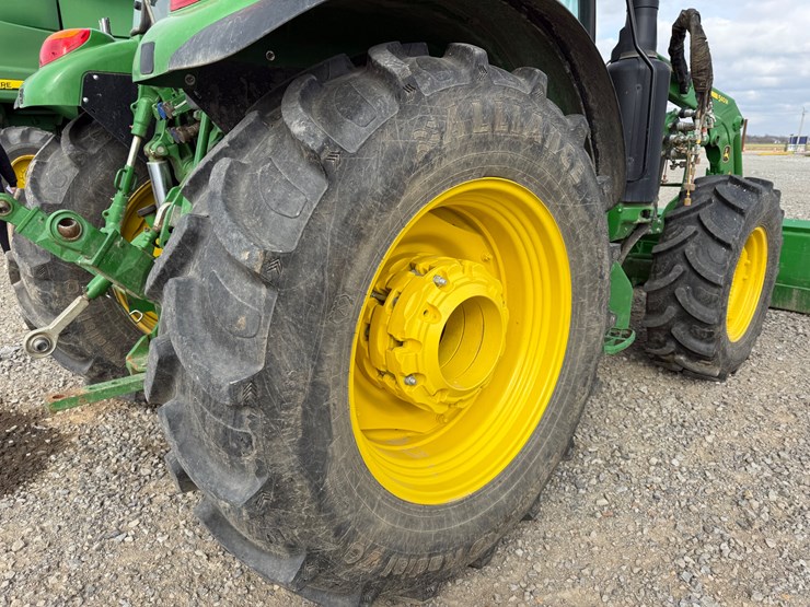 2024-john-deere-5130m-image-5