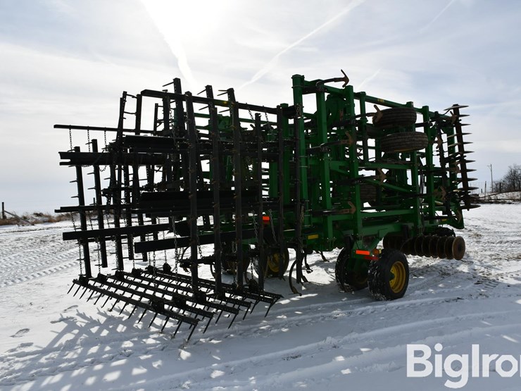 2011-john-deere-2310-image-5