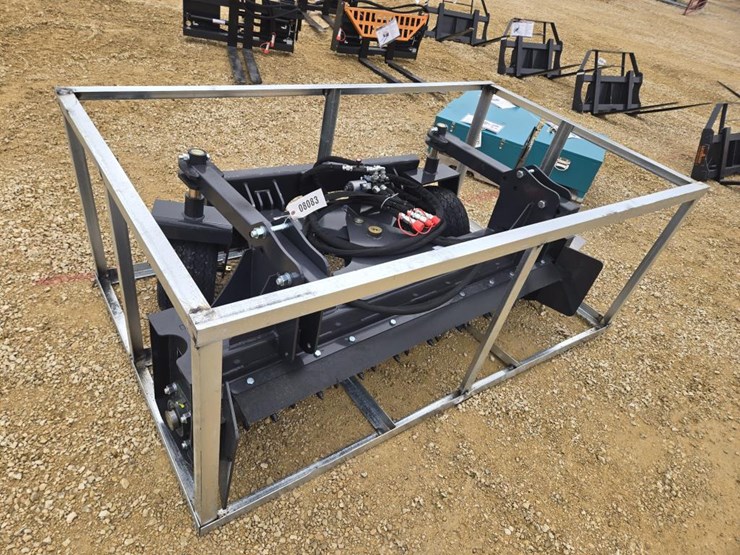 #8083-•-new-landhonor-skid-steer-72"-power-rake-image-1