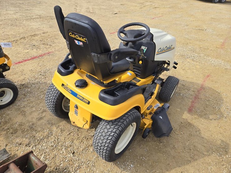cub-cadet-gt2544-image-4