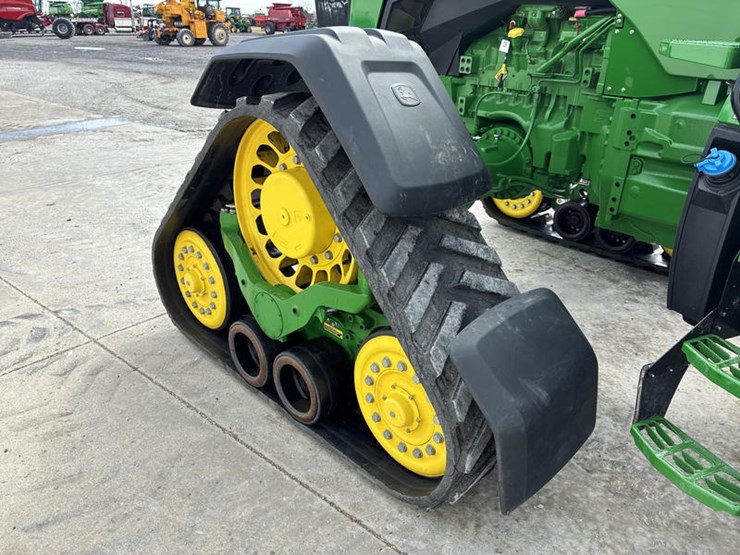 2024-john-deere-8rx-410-image-45